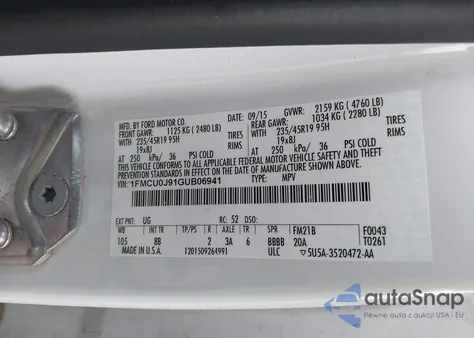 2016 Ford Escape Titanium z USA, uszkodzony, nr VIN 1FMCU0J91GUB06941